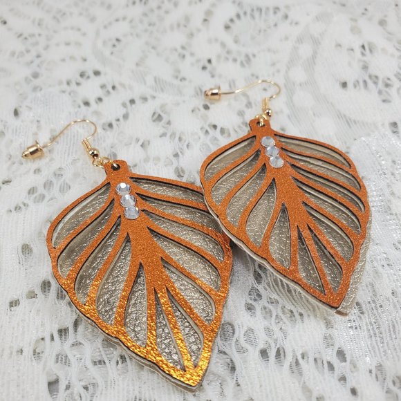 Fall Leaves Faux Leather Textured Earrings - Picture 3 of 9